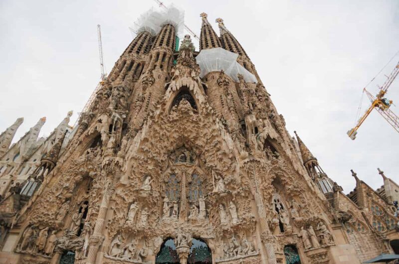 tour of the sagrada familia