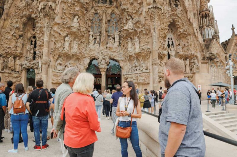 tour of the sagrada familia