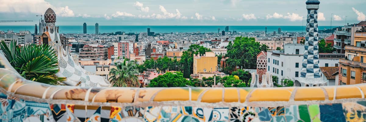 Digital Nomads: What to Do and How to Get Around Barcelona featured image