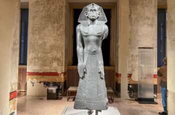 Neues Museum Berlin Private tour LivTours