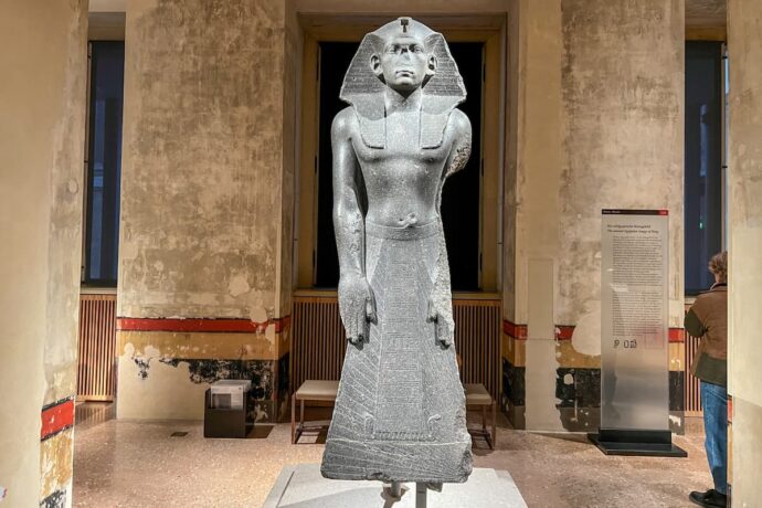 Neues Museum Berlin Private tour LivTours