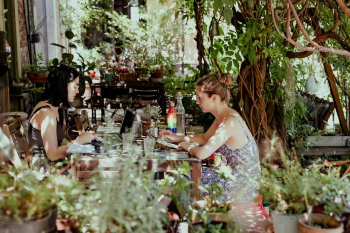 nomads in a cafe