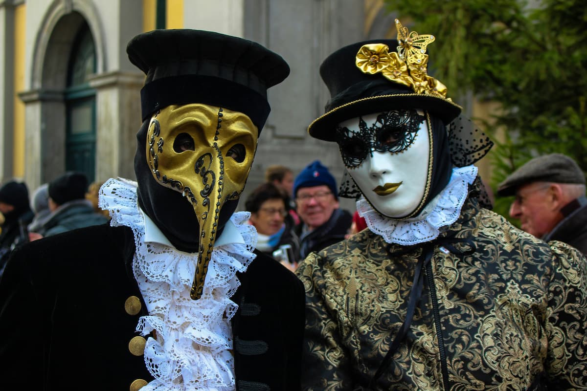 Practical Tips for Visiting Venice during Carnival [2025 update] featured image