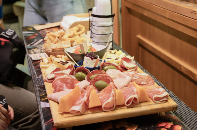 Market, cooking school, gnocchi making, chef, aperitivo