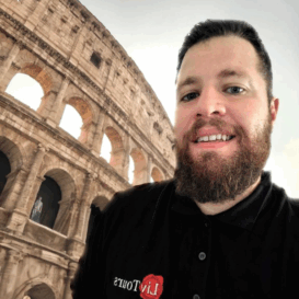 Tommaso Leopardi - Colosseum & Vatican Coordinator Livtours staff member picture