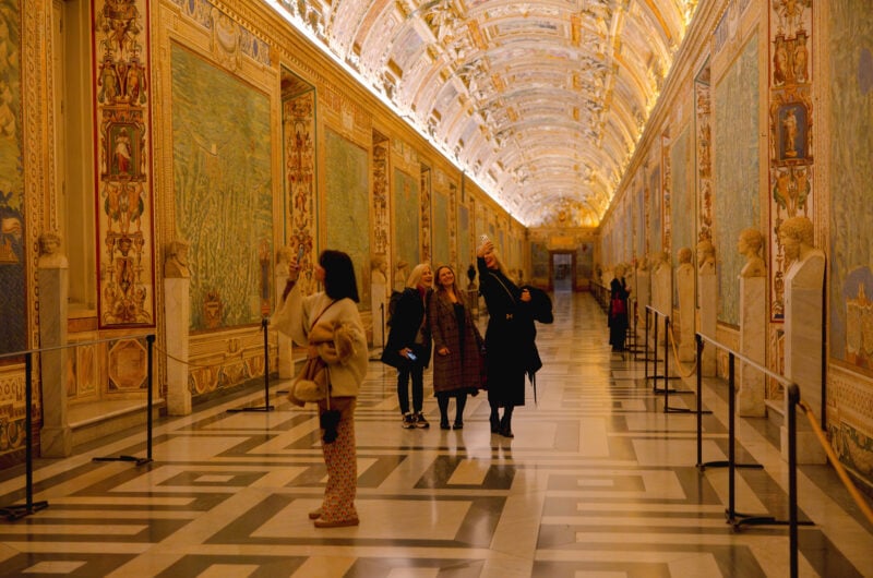 Private tour of the Vatican and Sistine Chapel after it closes for the day, led by an expert guide
