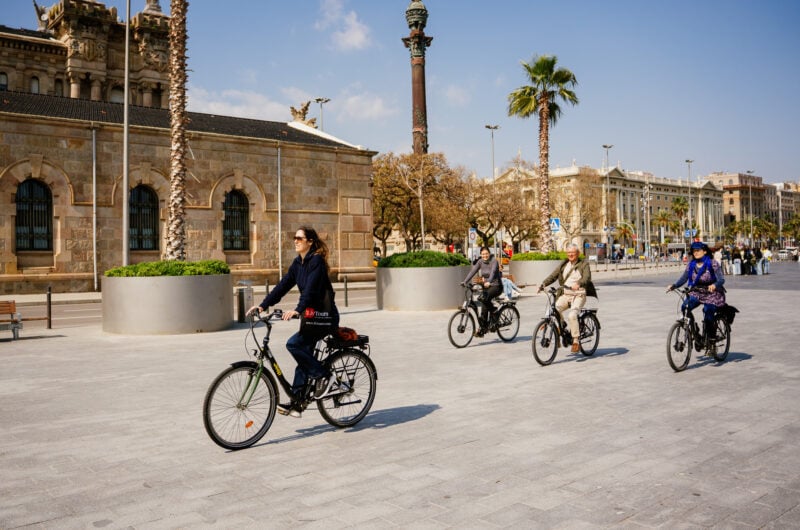 Barcelona tour on e-bikes of Montjuic