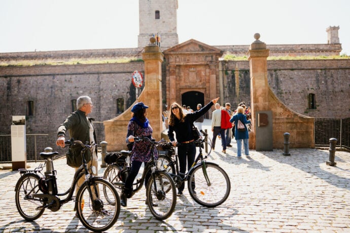 Barcelona tour on e-bikes of Montjuic